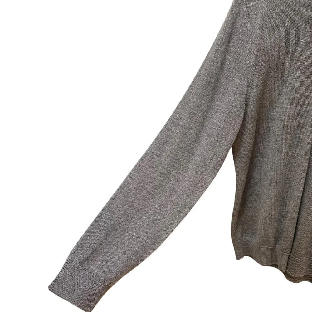 Banana Republic Merino Wool Sweater Gray Preppy Light Academia Casual V Neck‎ LG